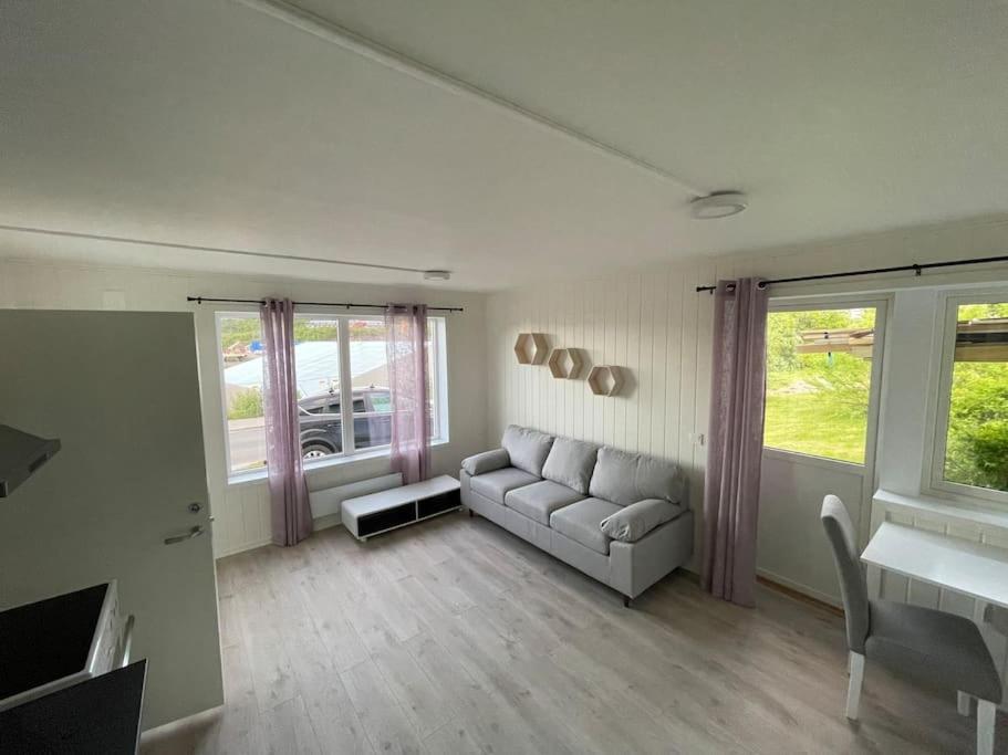 Strandveien 71 Skjervoy Экстерьер фото